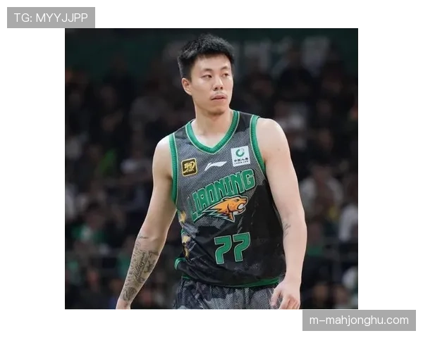 焦点瞬间:张镇麟隔人暴扣后对镜头怒吼,点燃辽宁主场 焦点瞬间:张镇麟隔人暴扣后对镜头怒吼,点燃辽宁主场